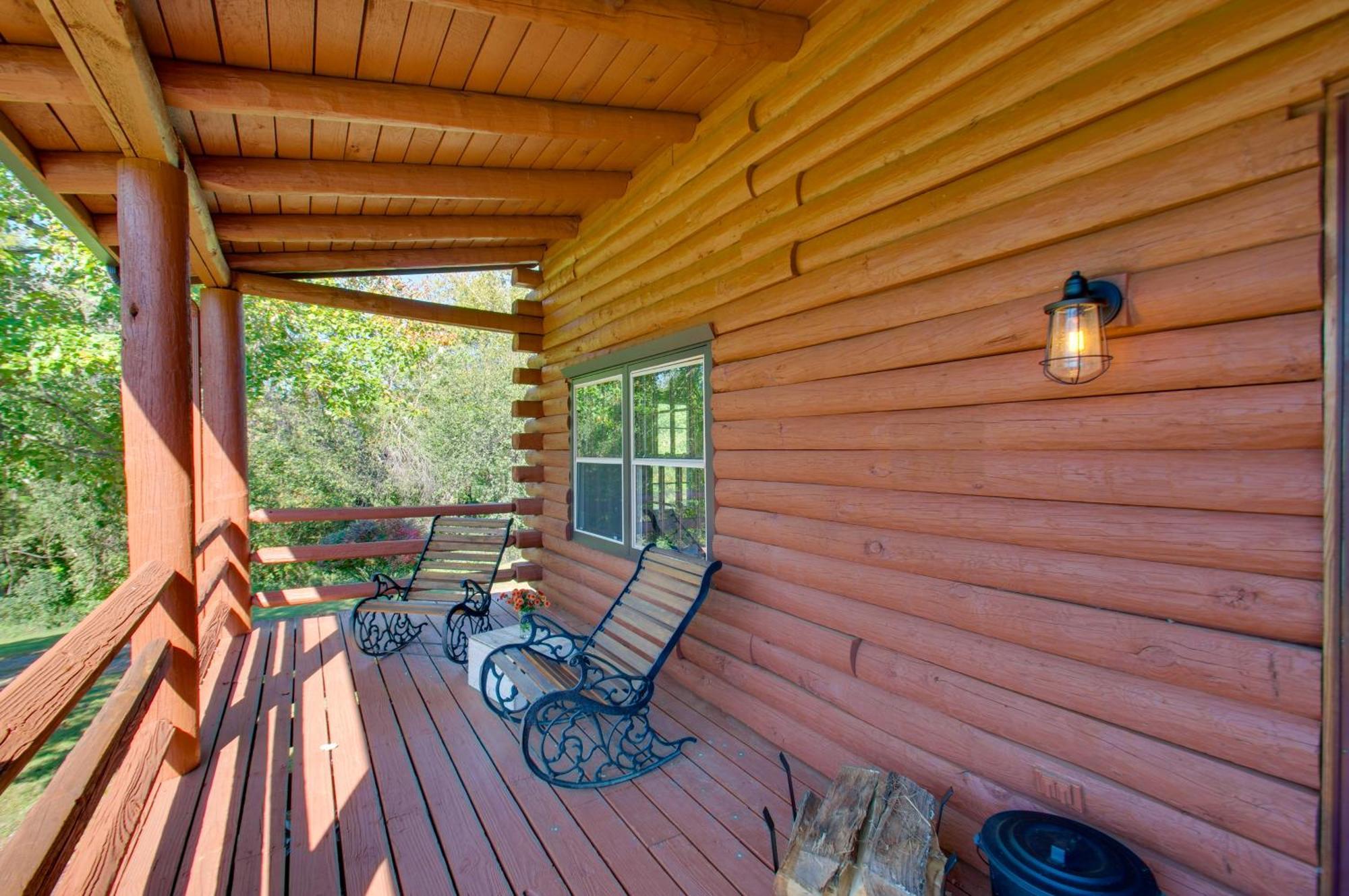 Cozy Log Cabin Getaway With Fire Pit And 3 Acres! Ruckersville ภายนอก รูปภาพ
