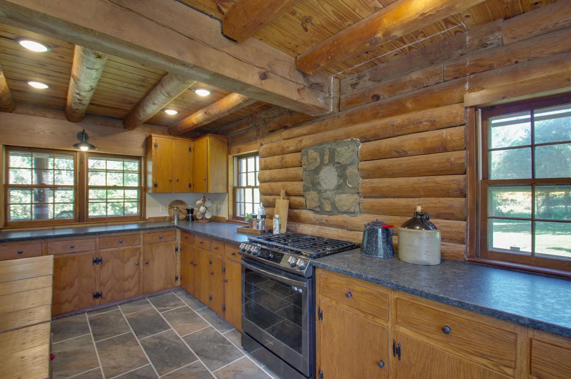Cozy Log Cabin Getaway With Fire Pit And 3 Acres! Ruckersville ภายนอก รูปภาพ